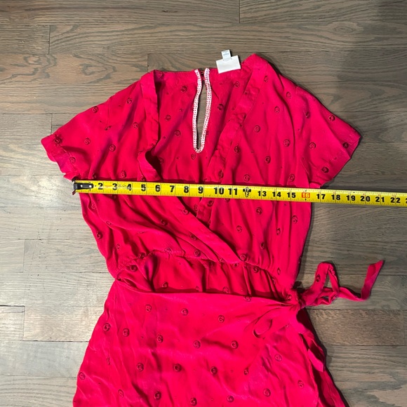 ETT:TWA By Anthro Hot Pink Greenbrier Embroidery Wrap V-Neck Romper - Picture 7 of 10